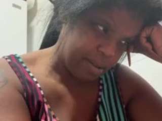 kitty-kash Live Webcam on CamSoda