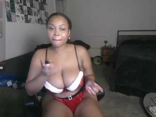 Live webcam model thelifeofmalij on Soda Cams