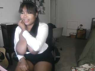 Mali J live webcam show