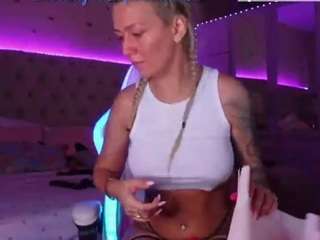  aliciarey chat room