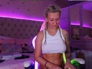  aliciarey chat room