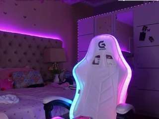 aliciarey Live Webcam on CamSoda