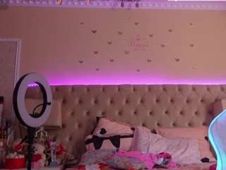 aliciarey from CamSoda is Freechat
