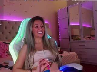 aliciarey Live Webcam on {site_name}