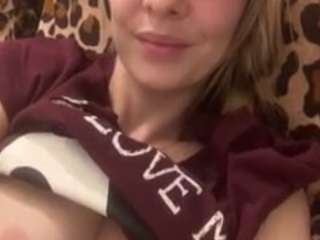 Discover the smoking hot livestreamer Hornynalia as she's massaging her physique hornynalia from CamSoda