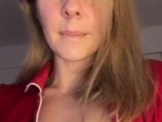 hornynalia Live Webcam on CamSoda