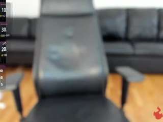 Live webcam model hornynalia on Soda Cams