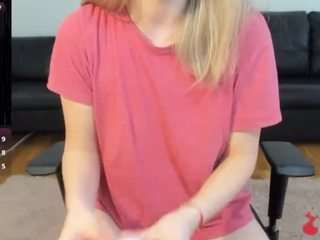 hornynalia Live Webcam on CamSoda