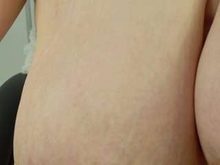 lovely-adelle-11 Sex Cam Show