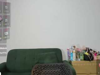 naomixjones webcam
