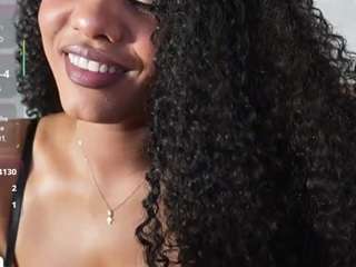 naomixjones's CamSoda show and profile