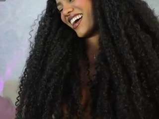 naomixjones Live Webcam on CamSoda