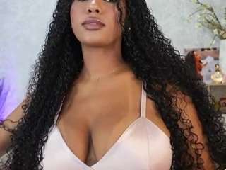 naomixjones