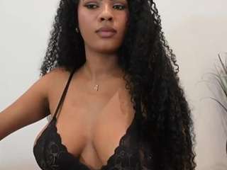 naomixjones