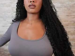 naomixjones