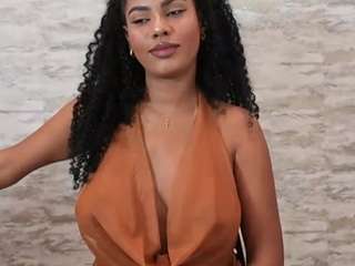 naomixjones live cam
