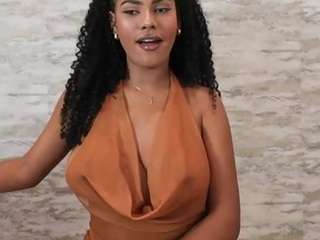 naomixjones