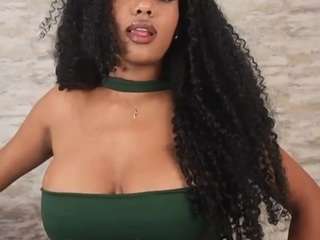 naomixjones