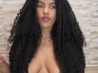 naomixjones