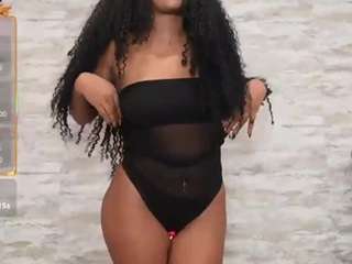 naomixjones