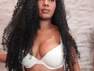 naomixjones