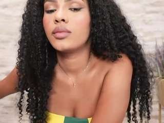 naomixjones