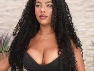naomixjones