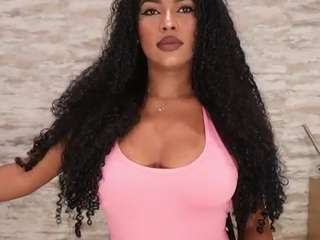 naomixjones