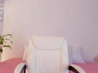 Live webcam model hannawilliams on Soda Cams
