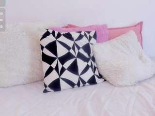 Live webcam model hannawilliams on Soda Cams