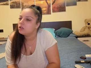 adellineee live webcam show
