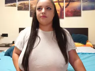 adellineee's Live Sex Cam Show