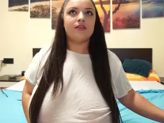 adellineee's Live Sex Cam Show