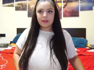 adellineee's Live Sex Cam Show