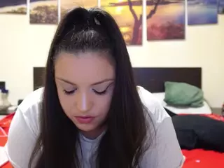 adellineee's Live Sex Cam Show