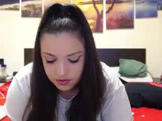 adellineee's Live Sex Cam Show