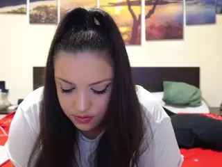 adellineee's Live Sex Cam Show