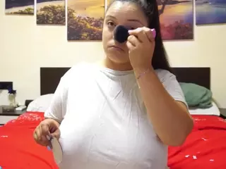 adellineee's Live Sex Cam Show