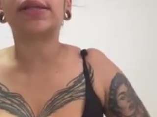 mia-gomex