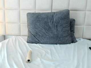 crysttall Live Webcam on CamSoda