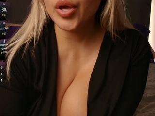 celiahenn webcam