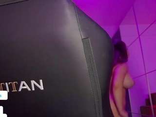 yssadiamond Webcam Model Profile
