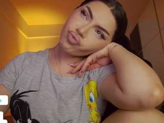 yssadiamond Live Webcam on CamSoda