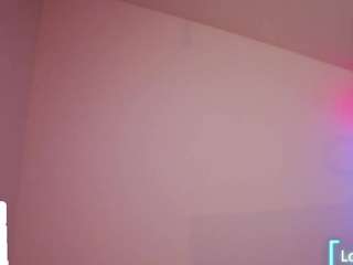 Live webcam model yssadiamond on Soda Cams