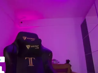 yssadiamond's Live Sex Cam Show