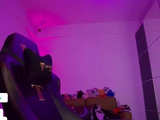 yssadiamond's Live Sex Cam Show