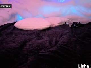 lishadivine Live Webcam on CamSoda
