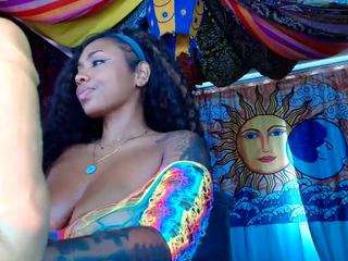 elizagrey Old live webcam