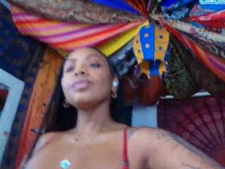 Live webcam model elizagrey on Soda Cams