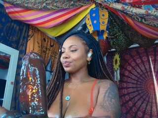 Live webcam model elizagrey on Soda Cams